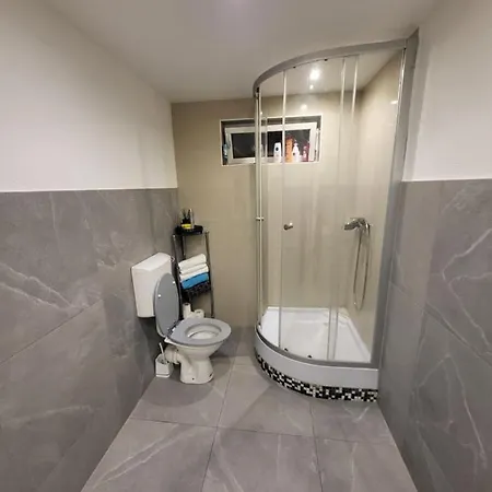 Moderne 2 Naehe Frankfurt Daire